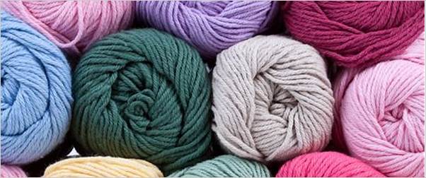 easy crochet yarn options
