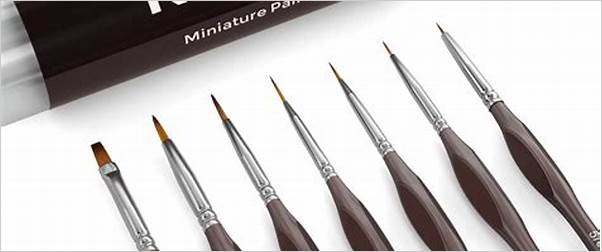professional acrylic brushes for fine details
